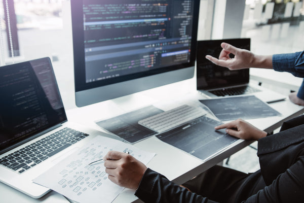 Web Design for Jewelers: Building a Site That Sells Luxury